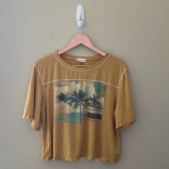 Altar'd State Tops - Women’s Altar’d State Yellow Malibu Short Sleeve Tee Size Medium